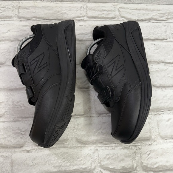 New Balance 3 Strap Walking Shoes MW928HB3 2E Mens 10.5 Black Leather Excellent! main image 6